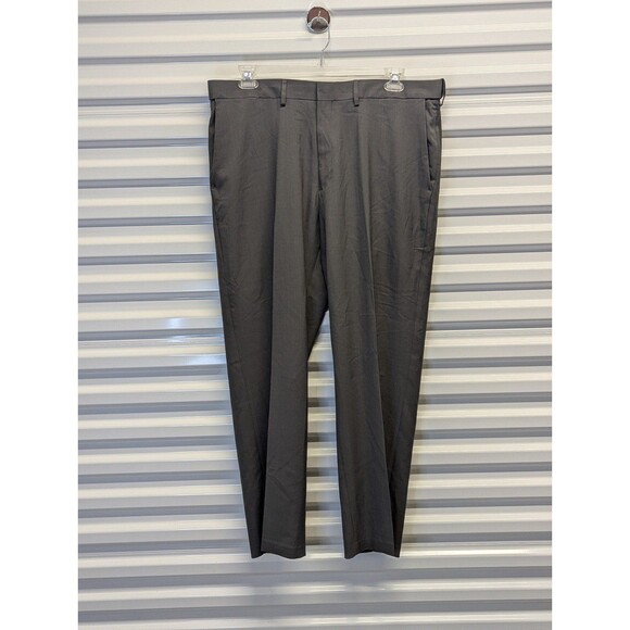 Haggar H26 Size 38 x 30 NWT Dark Gray Premium Stretch Classic Fit Dress Pants - Picture 1 of 8